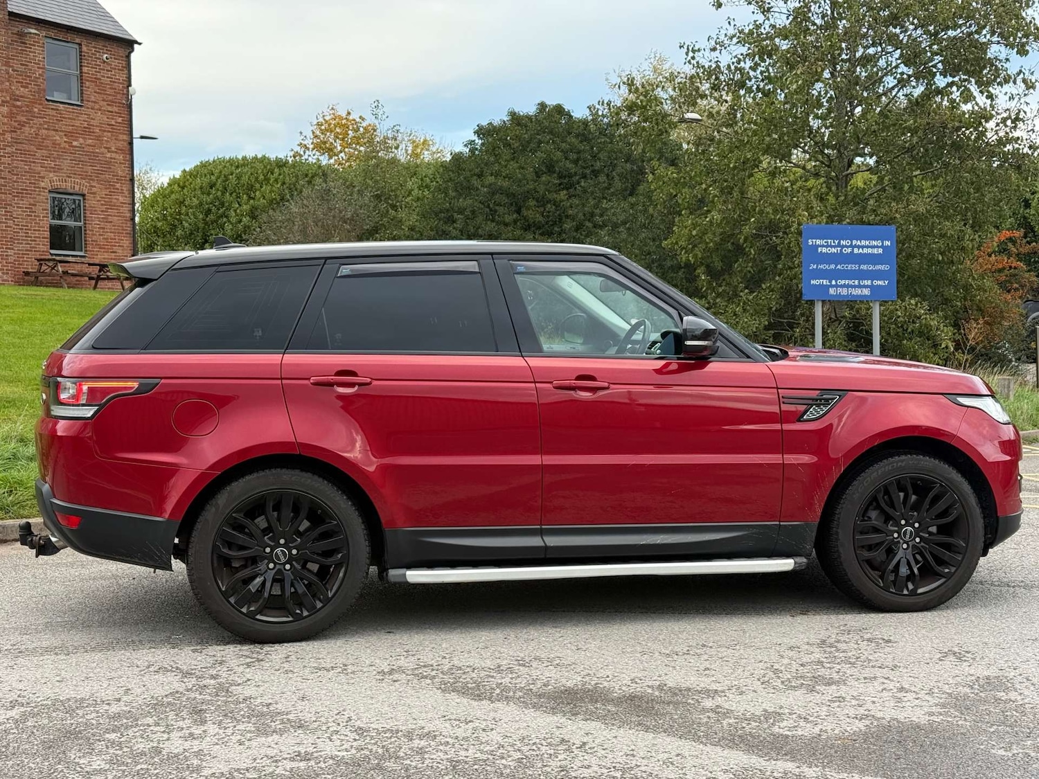 Used Land Rover Range Rover Sport 2015 for sale - 76401888: Photo 23