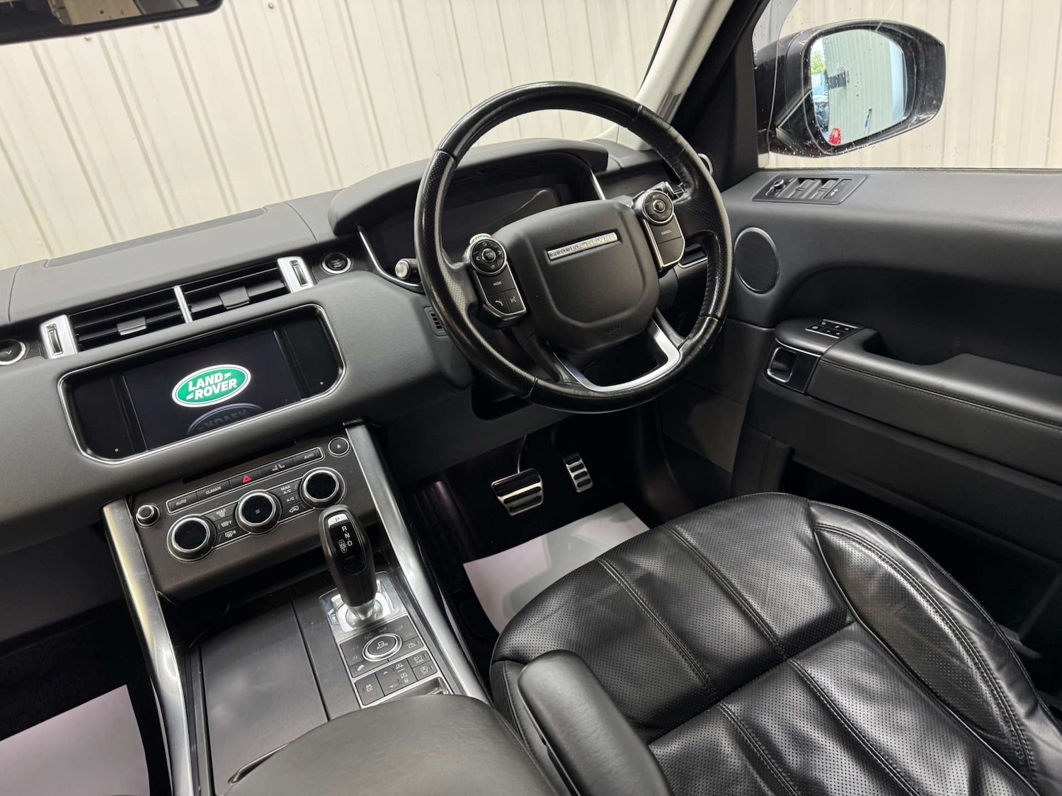 Used Land Rover Range Rover Sport 2015 for sale - 76401888: Photo 46