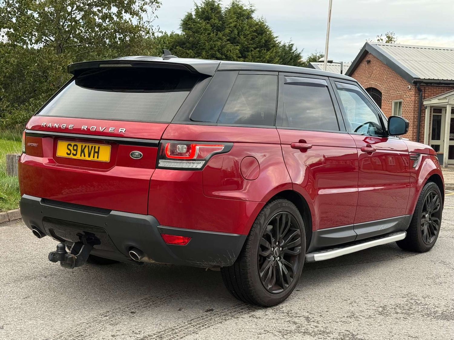 Used Land Rover Range Rover Sport 2015 for sale - 76401888: Photo 5