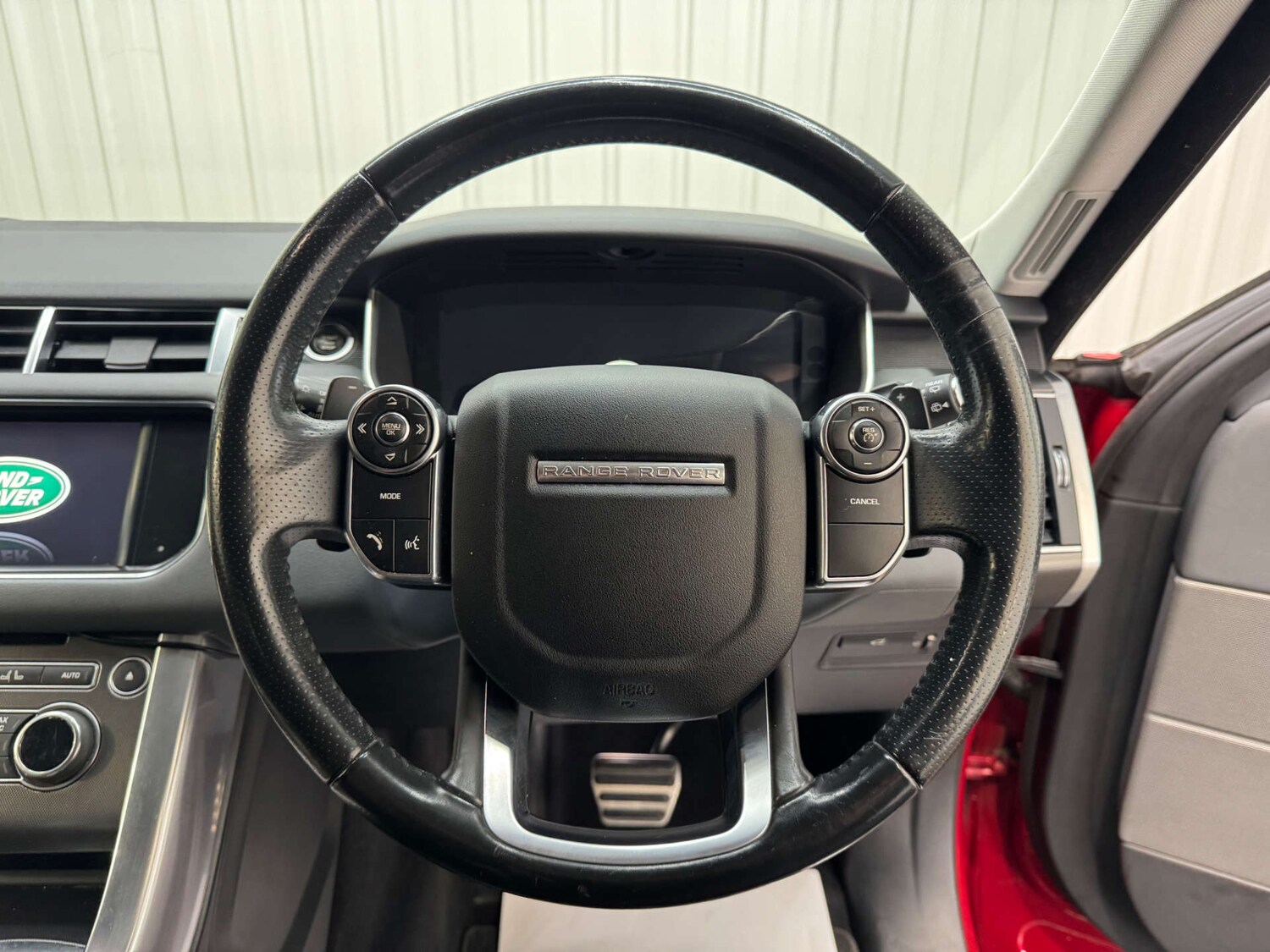 Used Land Rover Range Rover Sport 2015 for sale - 76401888: Photo 73