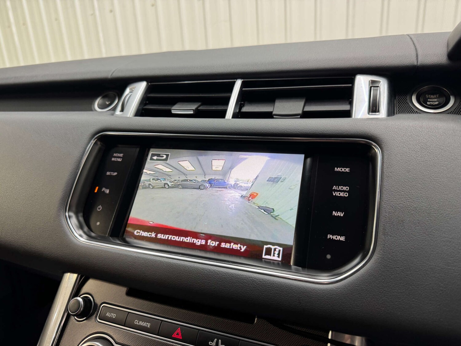 Used Land Rover Range Rover Sport 2015 for sale - 76401888: Photo 84