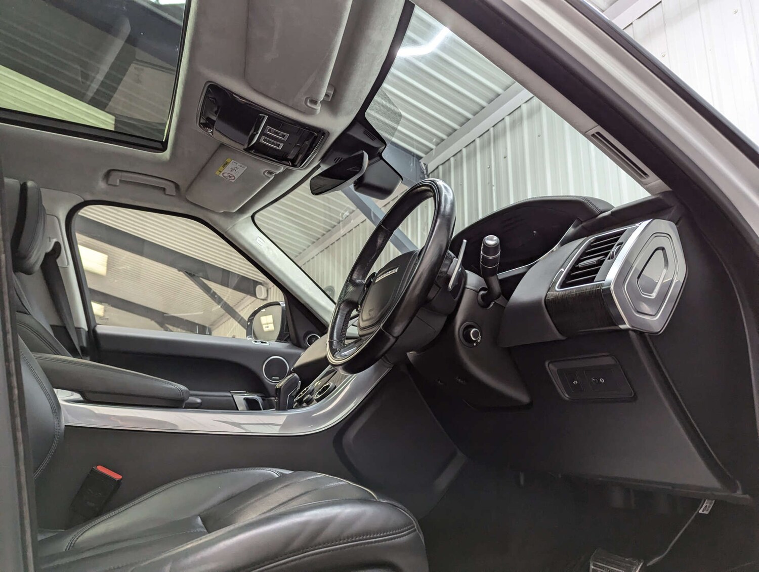 Used Land Rover Range Rover Sport 2018 for sale - 76401882: Photo 50