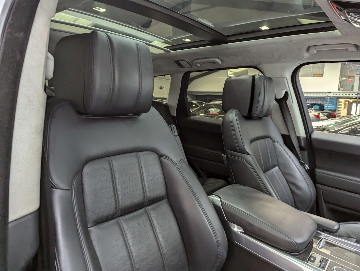 Used Land Rover Range Rover Sport 2018 for sale - 76401882: Photo 51