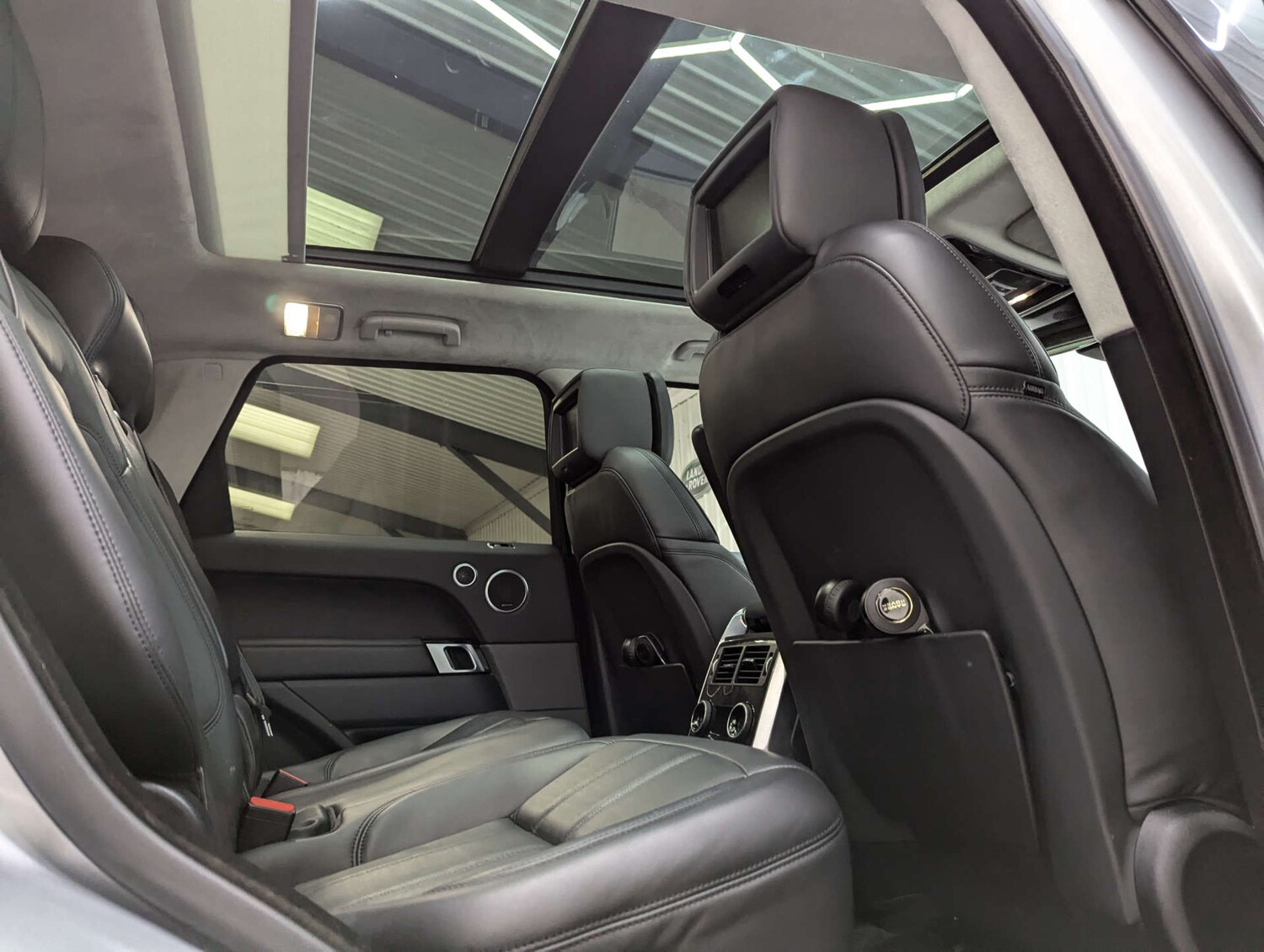 Used Land Rover Range Rover Sport 2018 for sale - 76401882: Photo 61