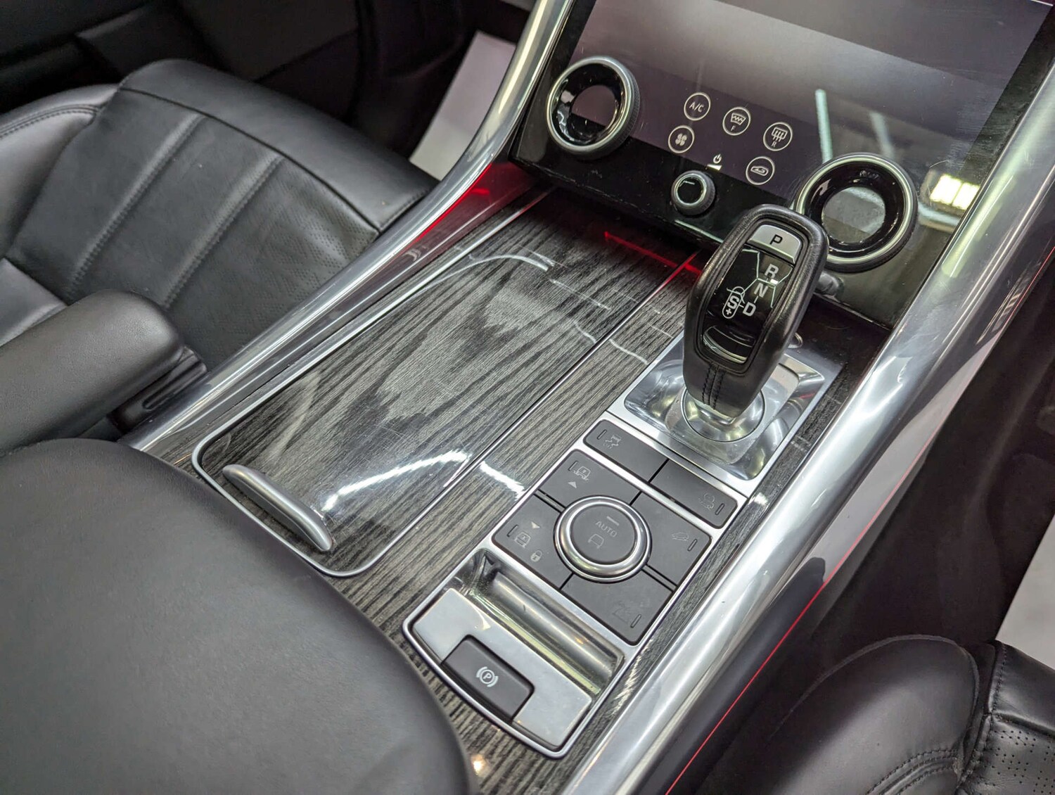 Used Land Rover Range Rover Sport 2018 for sale - 76401882: Photo 91