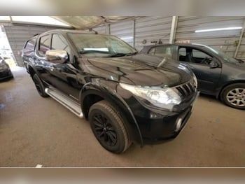Used Mitsubishi L200 2017 for sale - 79277954: Photo