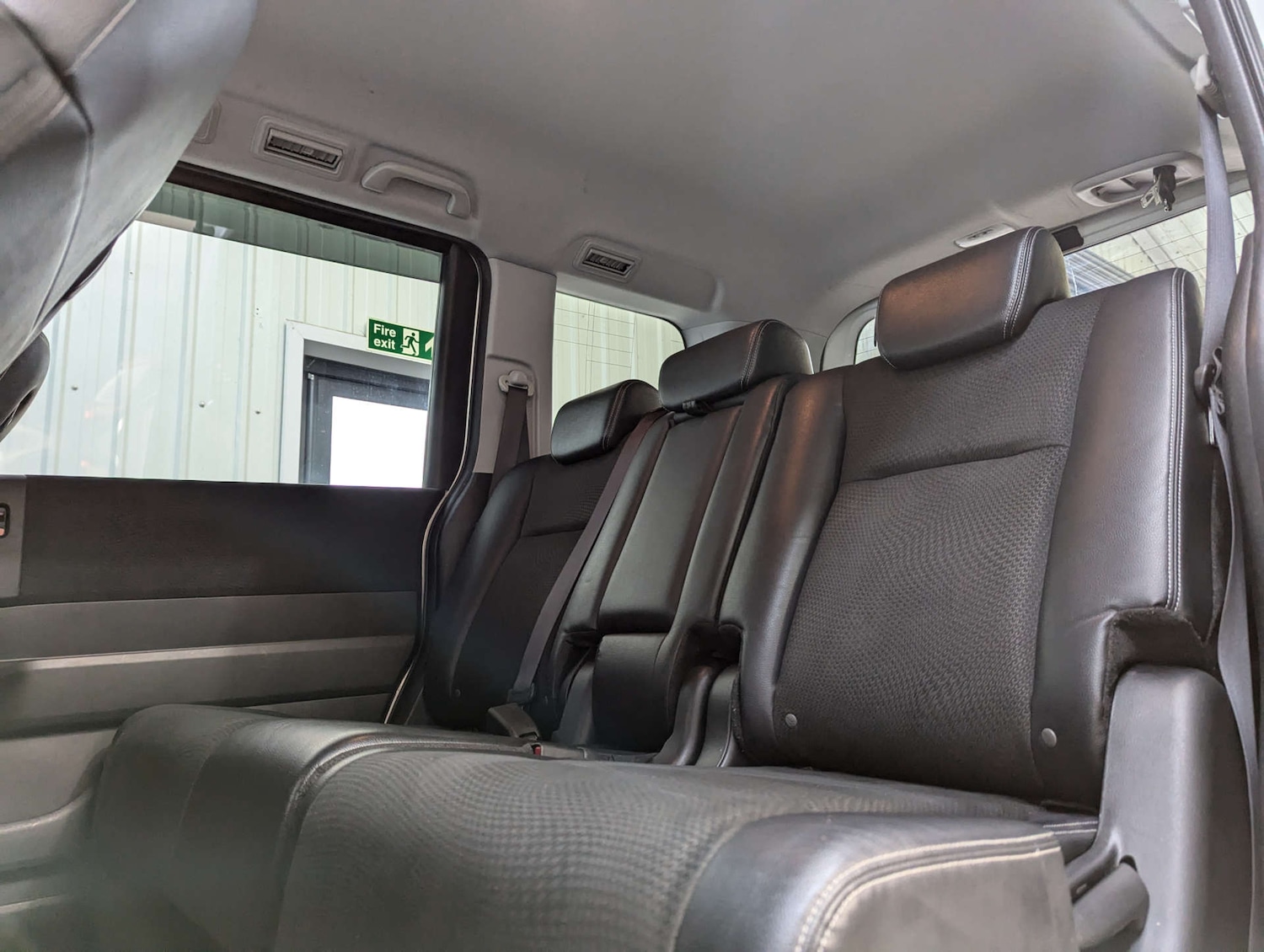 Used Honda Stepwagon 2024 for sale - 76606062: Photo 65