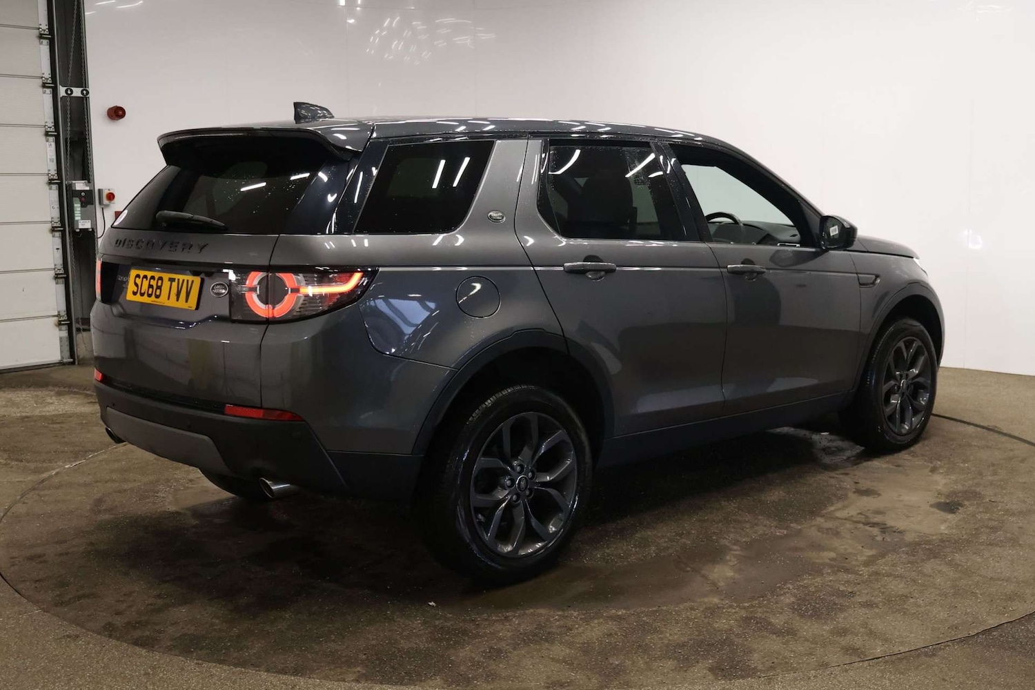 Used Land Rover Discovery Sport 2019 for sale - 77548539: Photo 9
