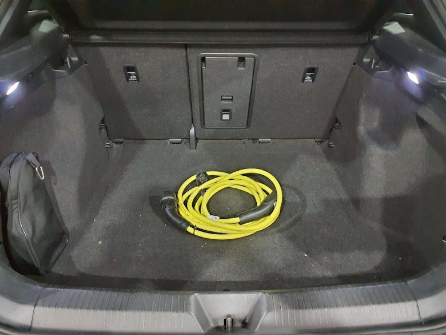 Used Volkswagen ID.4 2022 for sale - 77428370: Photo 19