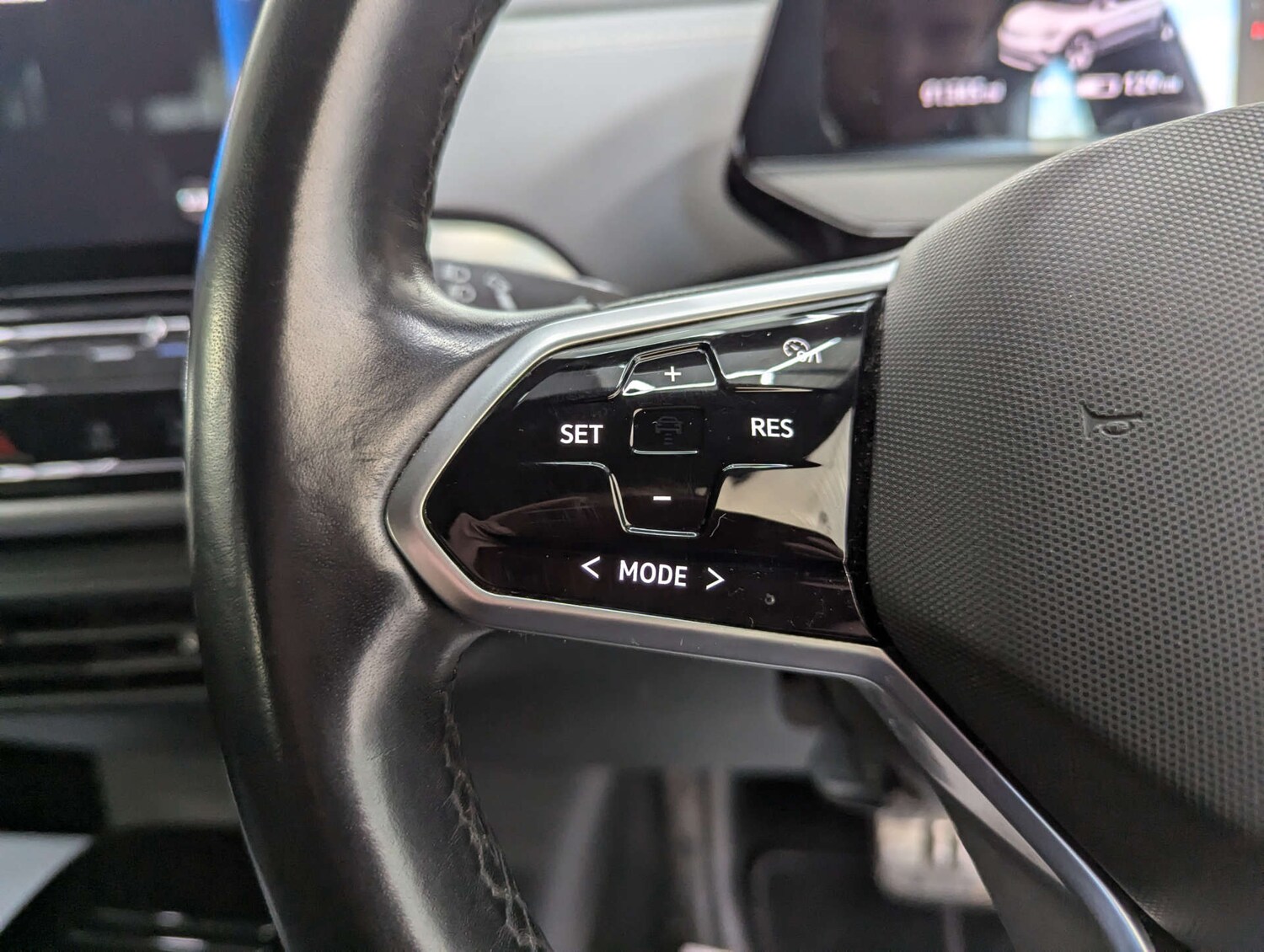 Used Volkswagen ID.4 2022 for sale - 77428370: Photo 75