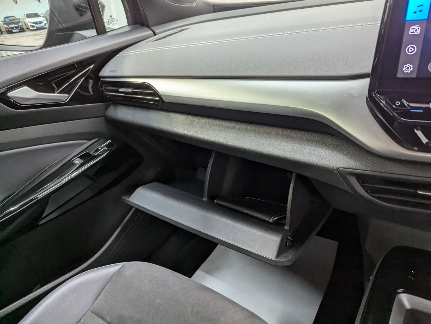 Used Volkswagen ID.4 2022 for sale - 77428370: Photo 85