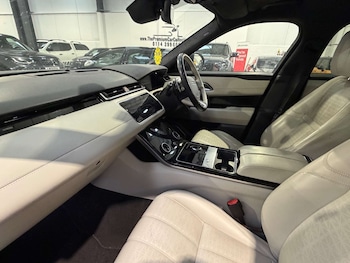 Used Land Rover Range Rover Velar 2018 for sale - 79442693: Photo