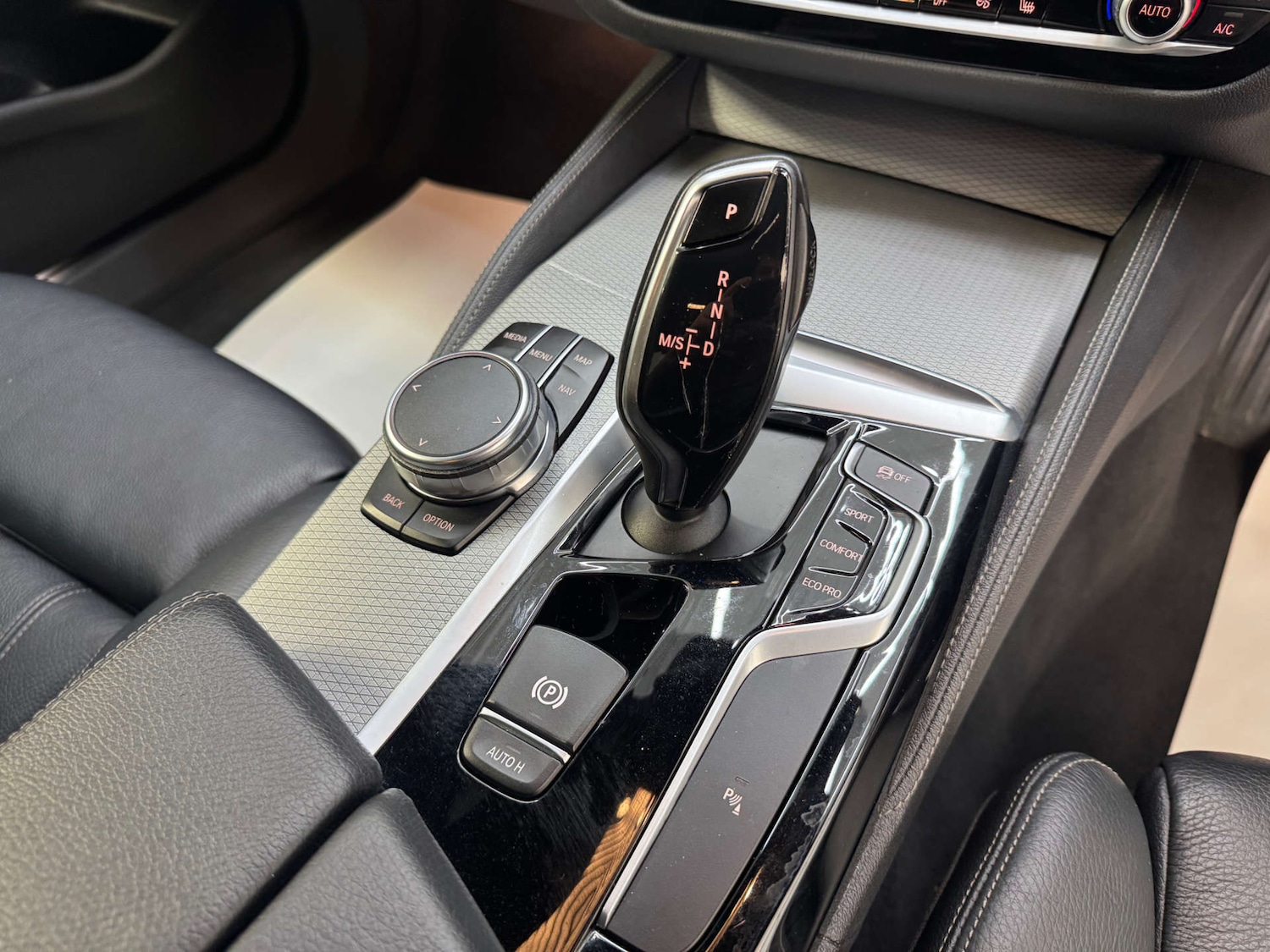 Used BMW 5 Series 2017 for sale - 76600888: Photo 90