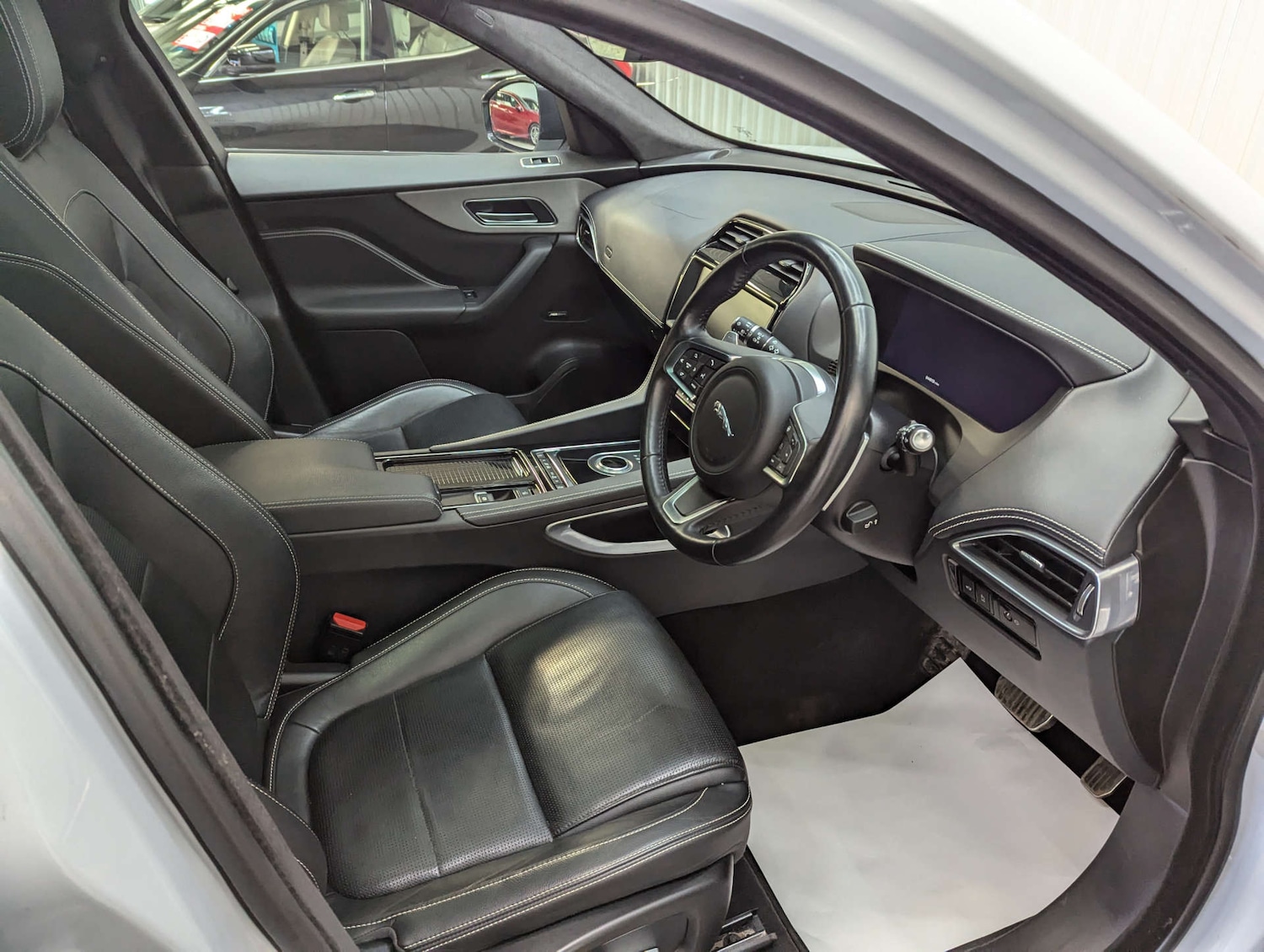 Used Jaguar F-Pace 2020 for sale - 77669314: Photo 44