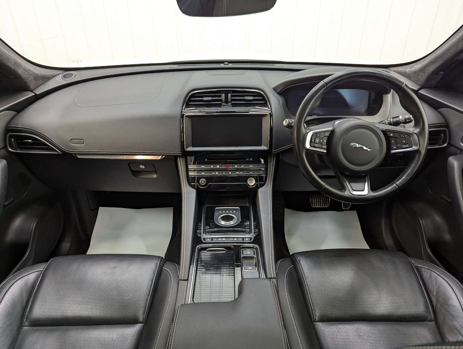 Used Jaguar F-Pace 2020 for sale - 77669314: Photo 68