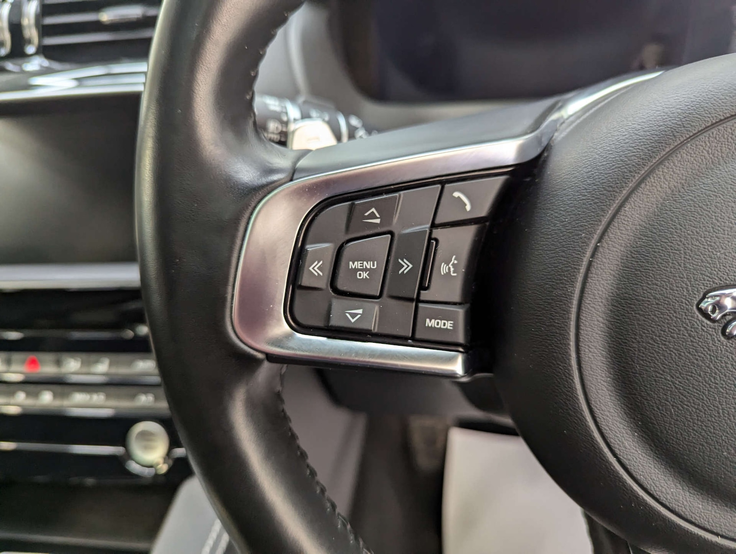 Used Jaguar F-Pace 2020 for sale - 77669314: Photo 76