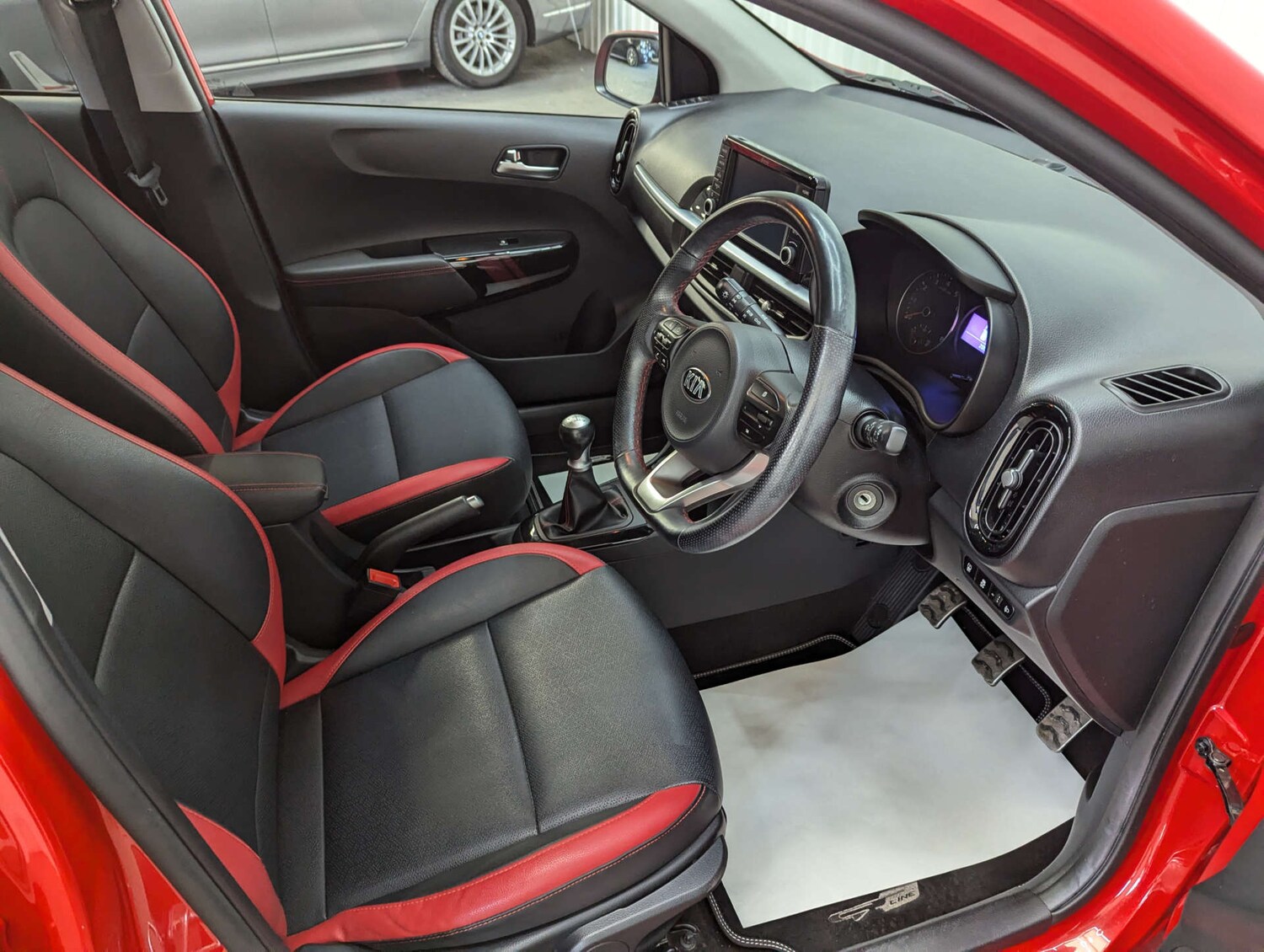 Used Kia Picanto 2019 for sale - 76600881: Photo 50