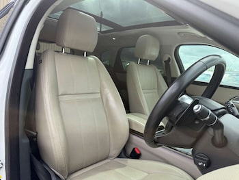 Used Land Rover Range Rover Velar 2018 for sale - 78633804: Photo