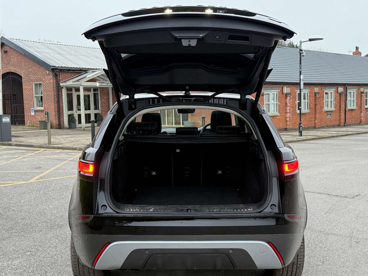 Used Land Rover Range Rover Velar 2017 for sale - 77409789: Photo 19