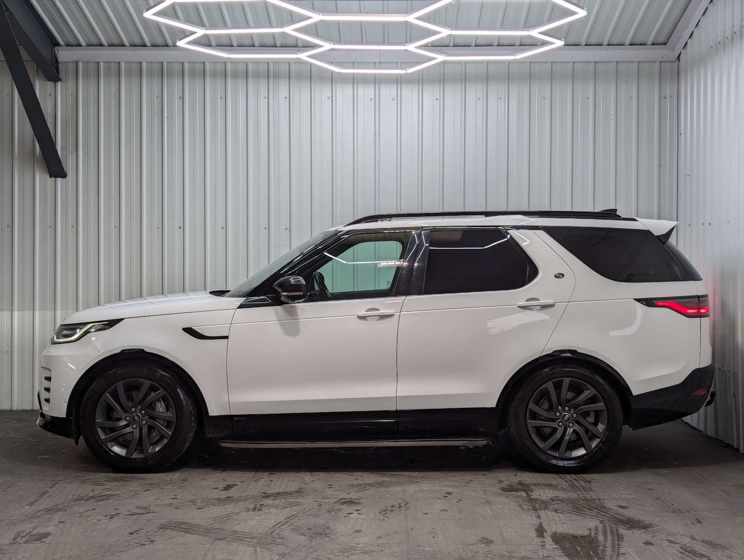 Used Land Rover Discovery 2021 for sale - 77400157: Photo 13