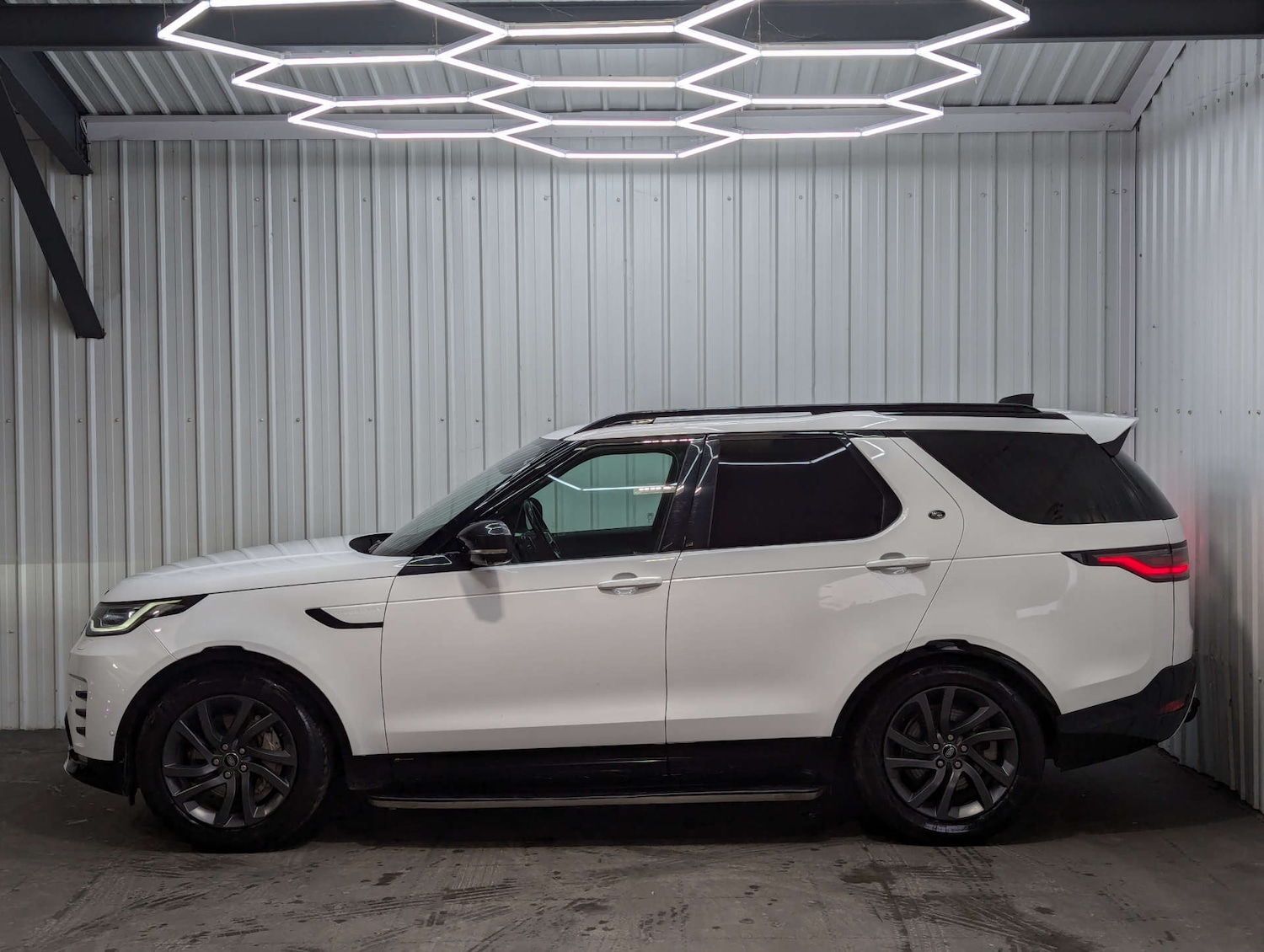 Used Land Rover Discovery 2021 for sale - 77400157: Photo 14