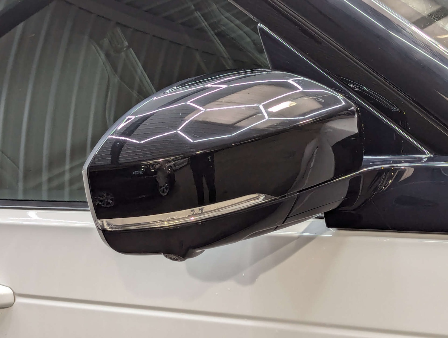 Used Land Rover Discovery 2021 for sale - 77400157: Photo 25