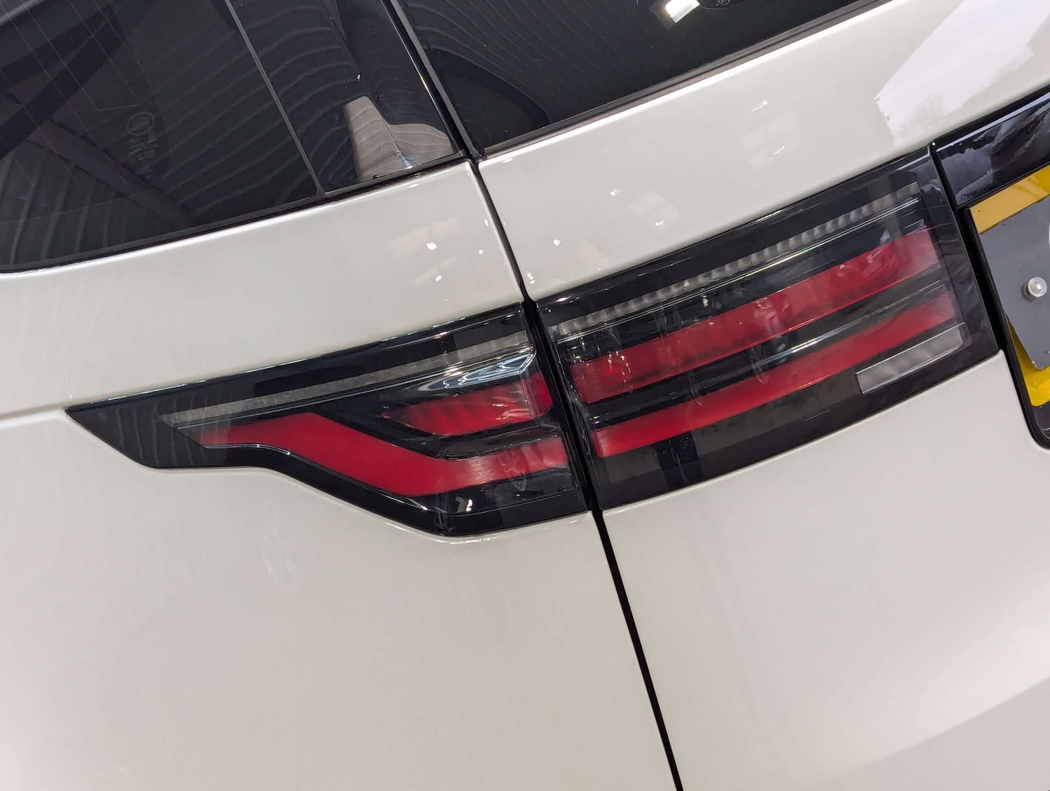 Used Land Rover Discovery 2021 for sale - 77400157: Photo 41