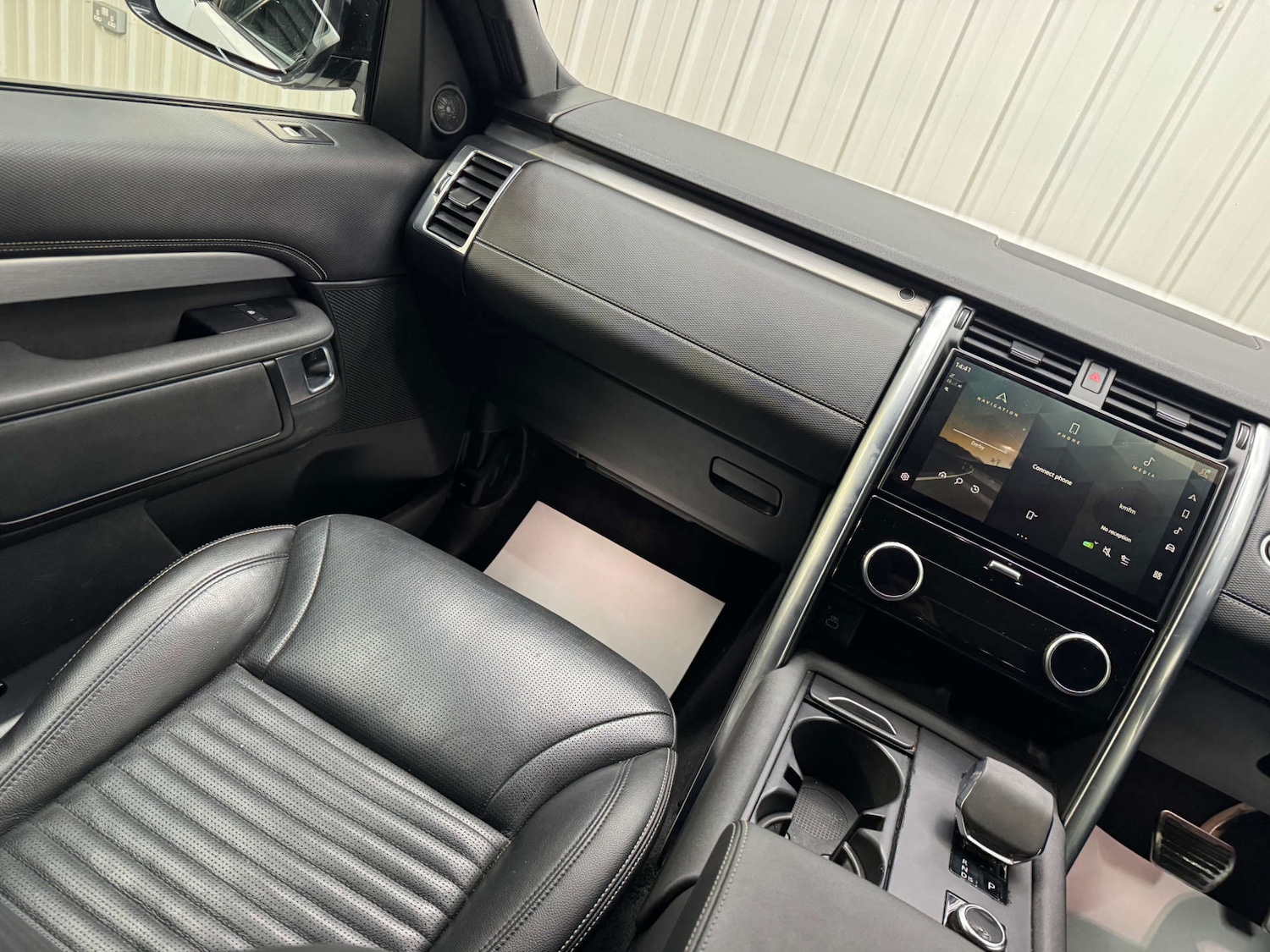 Used Land Rover Discovery 2021 for sale - 77400157: Photo 44