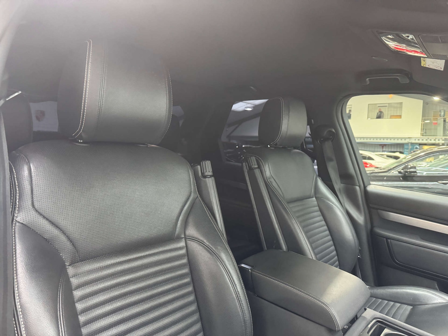 Used Land Rover Discovery 2021 for sale - 77400157: Photo 49