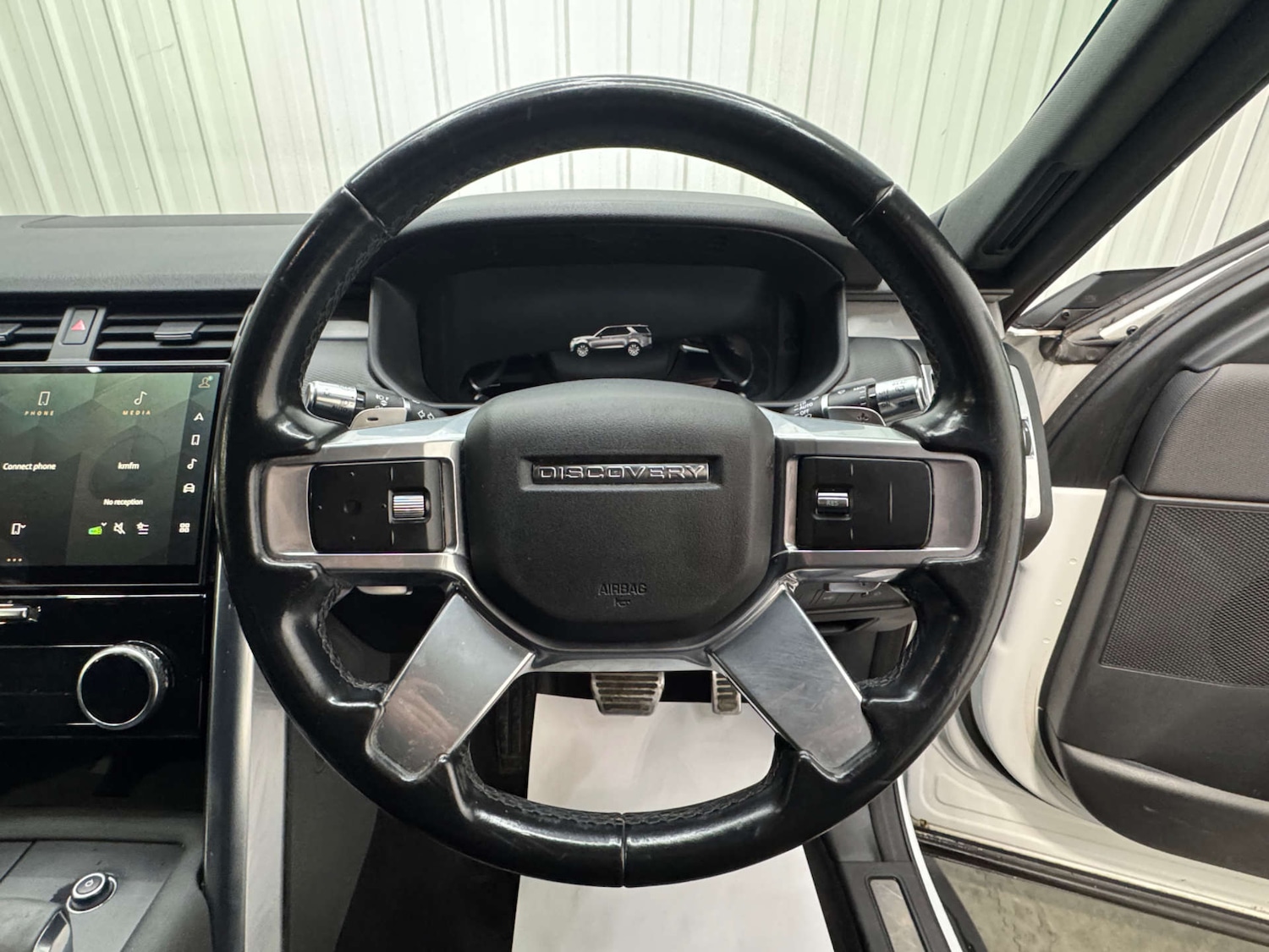 Used Land Rover Discovery 2021 for sale - 77400157: Photo 77