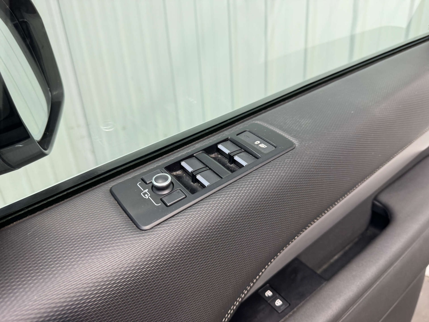 Used Land Rover Discovery 2021 for sale - 77400157: Photo 83