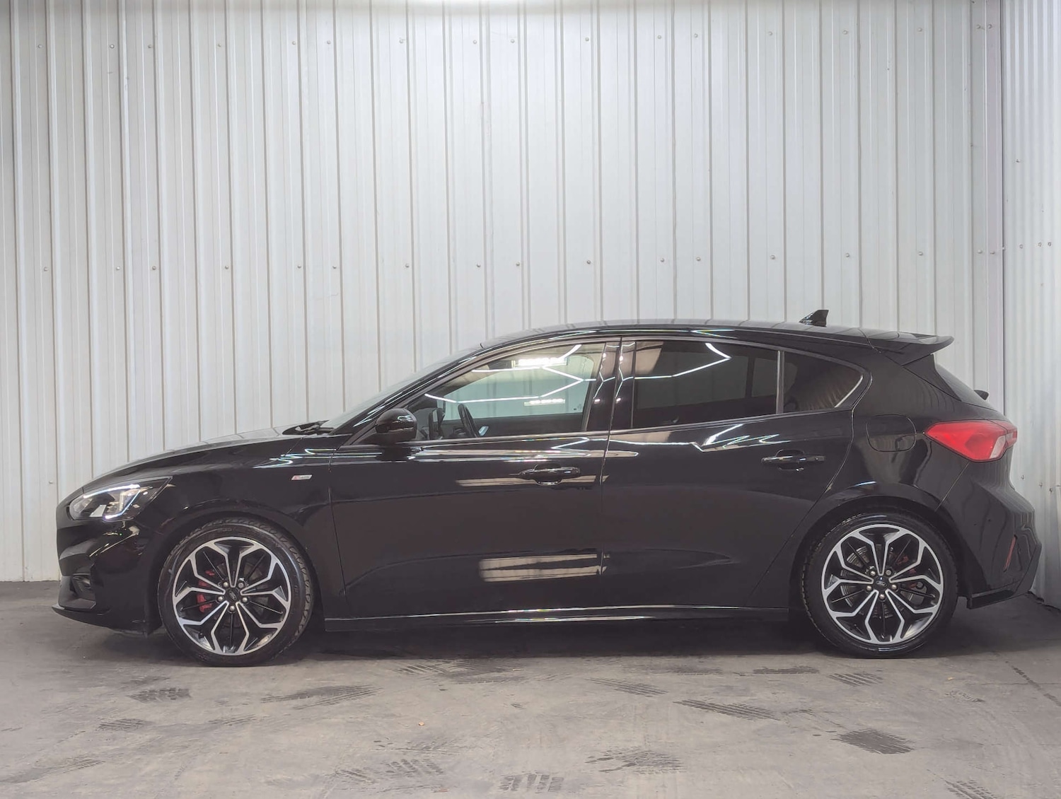 Used Ford Focus 2018 for sale - 76830919: Photo 15