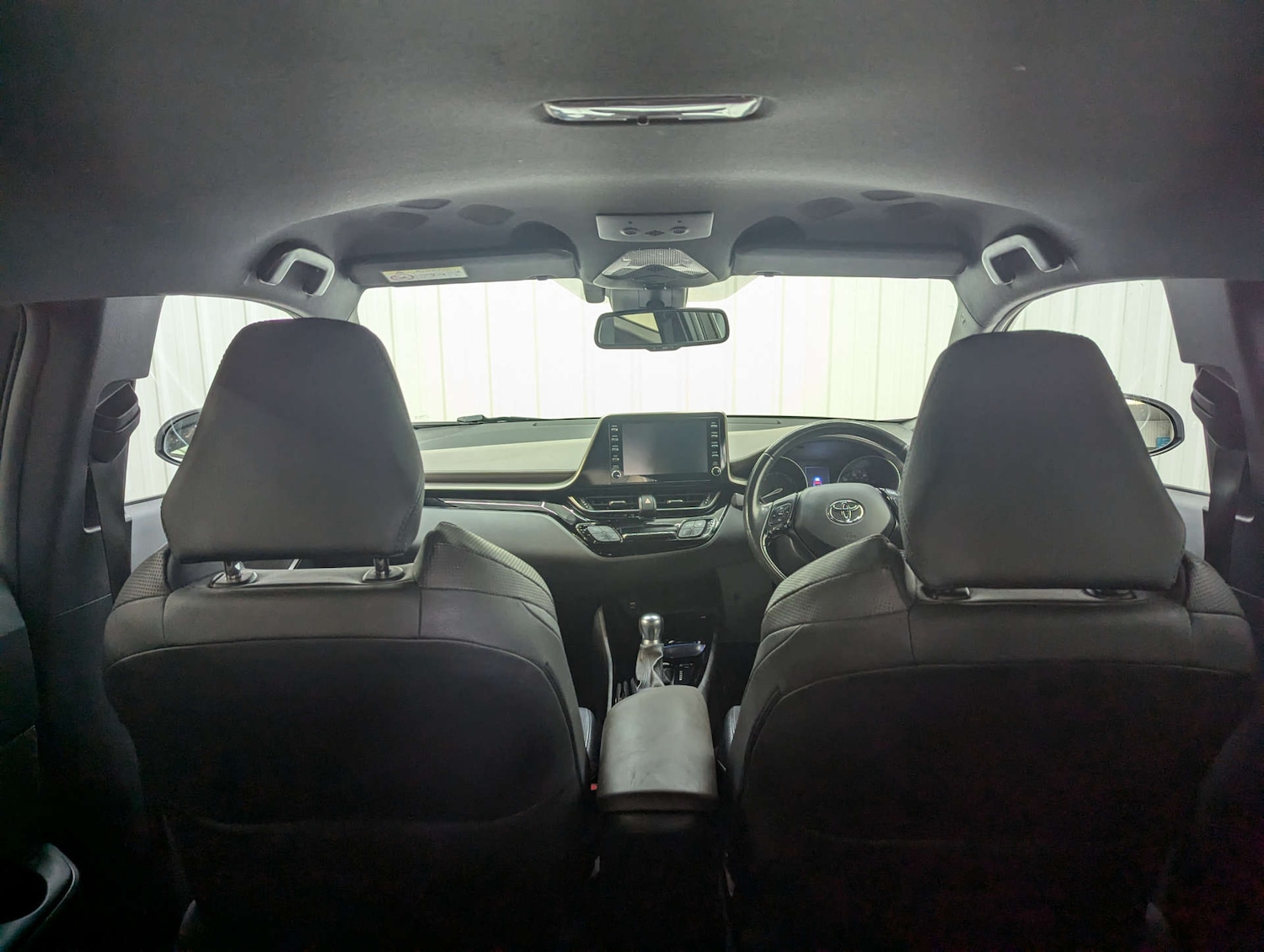 Used Toyota C-HR 2021 for sale - 77847556: Photo 3