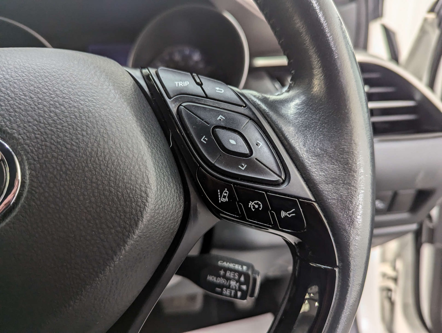 Used Toyota C-HR 2021 for sale - 77847556: Photo 78