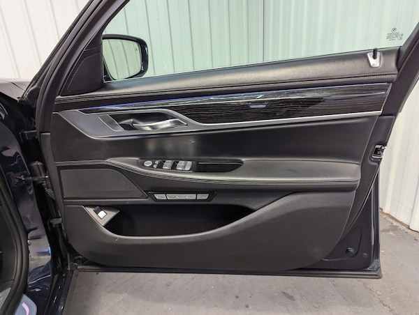 Used BMW 7 Series 2019 for sale - 76278155: Photo 53