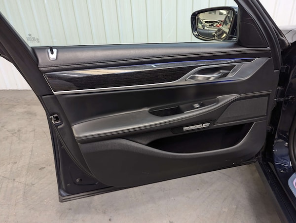 Used BMW 7 Series 2019 for sale - 76278155: Photo 59