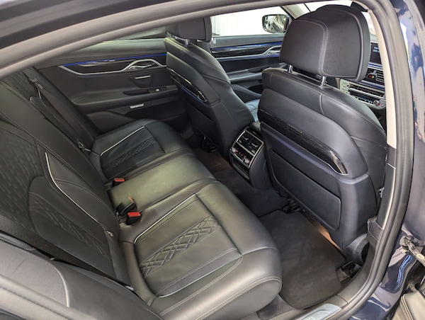 Used BMW 7 Series 2019 for sale - 76278155: Photo 60