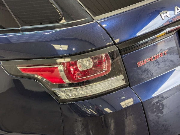 Used Land Rover Range Rover Sport 2016 for sale - 76231892: Photo 34