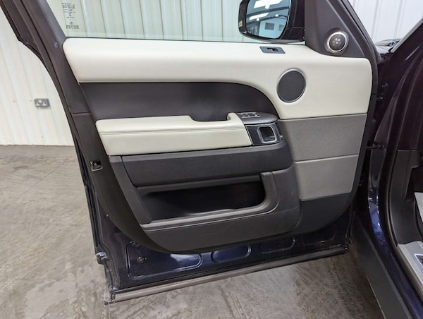 Used Land Rover Range Rover Sport 2016 for sale - 76231892: Photo 52