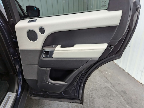 Used Land Rover Range Rover Sport 2016 for sale - 76231892: Photo 58
