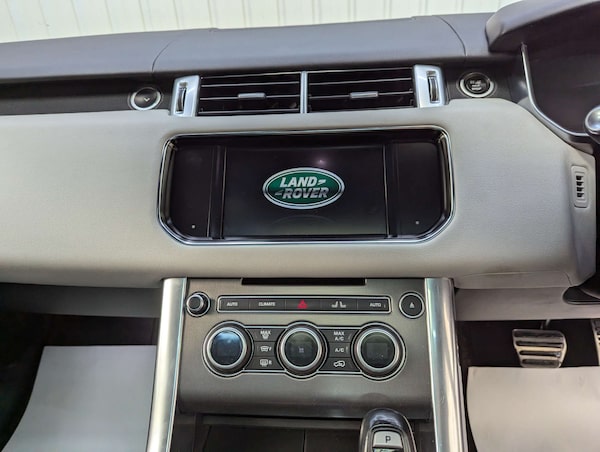 Used Land Rover Range Rover Sport 2016 for sale - 76231892: Photo 76