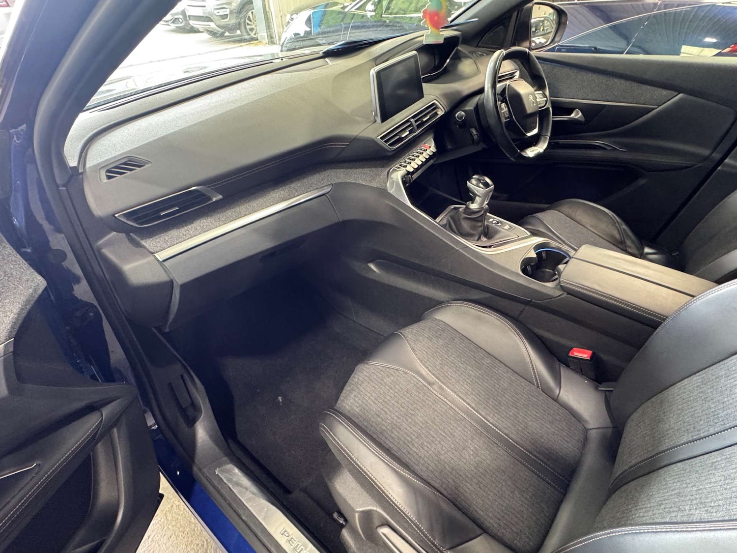 Used Peugeot 3008 2018 for sale - 77675390: Photo 21