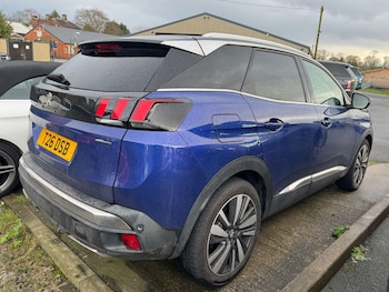 Used Peugeot 3008 2018 for sale - 77675390: Photo