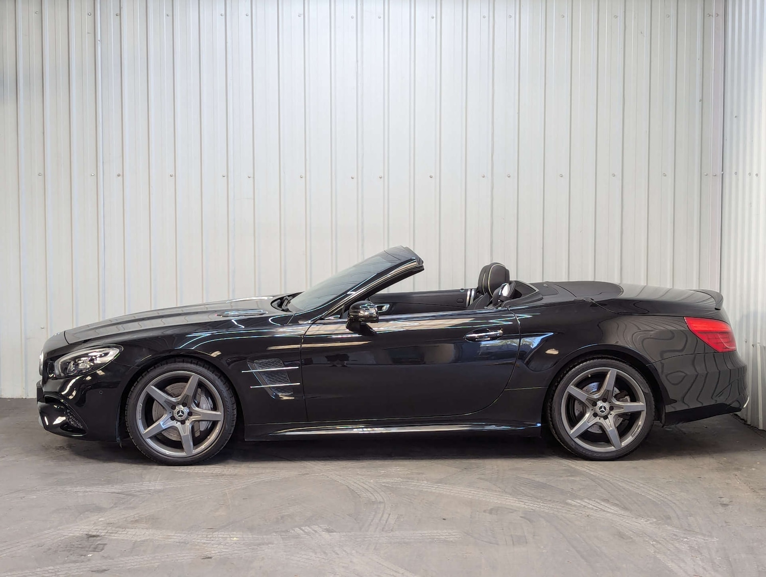 Used Mercedes-Benz SL 2016 for sale - 76363769: Photo 17