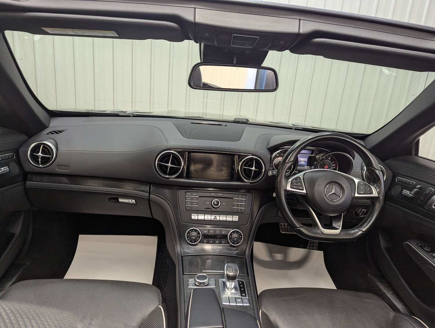 Used Mercedes-Benz SL 2016 for sale - 76363769: Photo 2