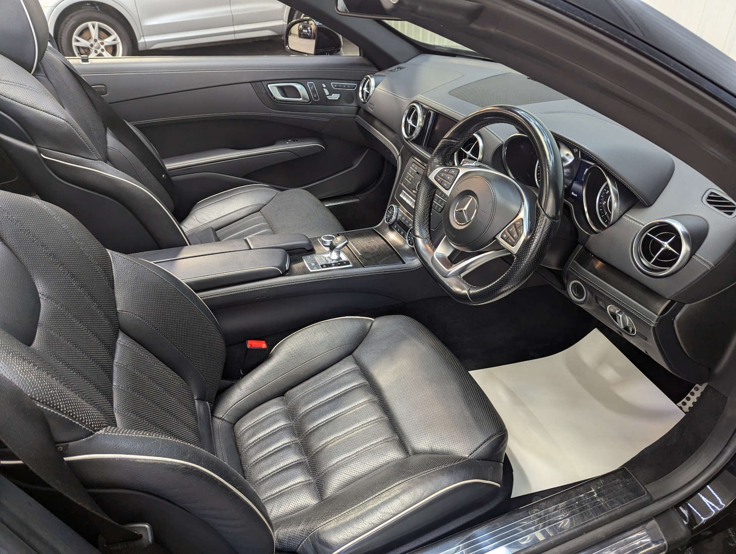 Used Mercedes-Benz SL 2016 for sale - 76363769: Photo 50