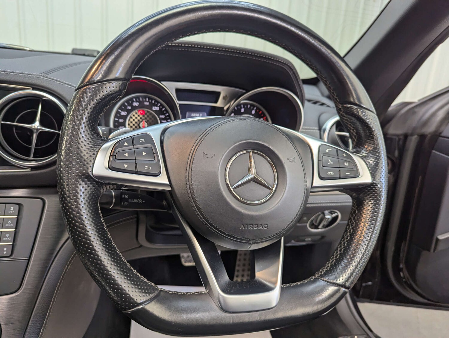 Used Mercedes-Benz SL 2016 for sale - 76363769: Photo 66