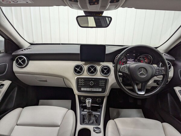 Used Mercedes-Benz A-Class 2018 for sale - 76317066: Photo 2