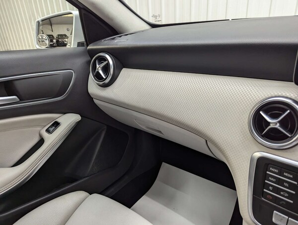 Used Mercedes-Benz A-Class 2018 for sale - 76317066: Photo 77