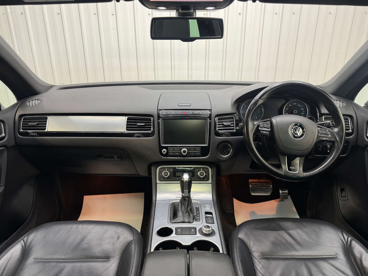 Used Volkswagen Touareg 2015 for sale - 77236257: Photo 46